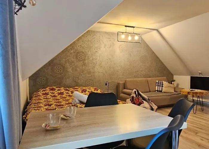 Jaskier Quarto em Acomodações Particulares *