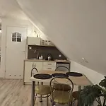 Проживание в семье Jaskier *