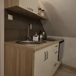 Jaskier Проживание в семье *